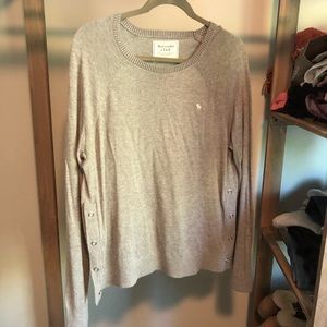 Abercrombie & Fitch grey sweater